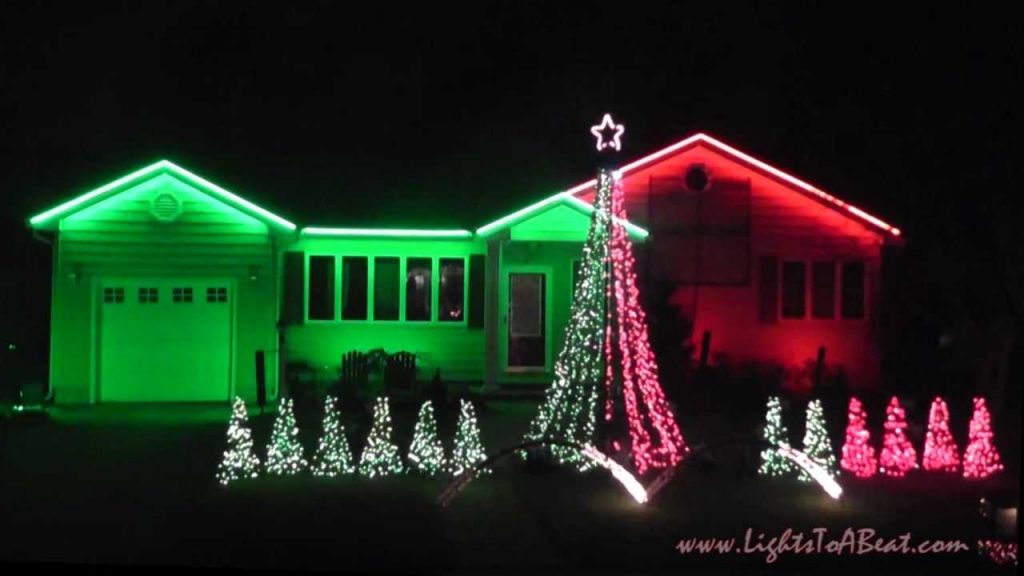 Christmas Lights to Music Box Dancer (2012)