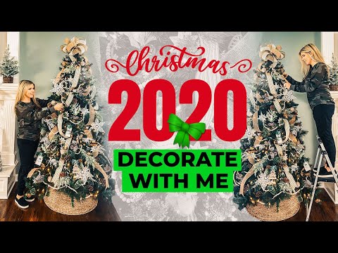 Christmas Tree Decorating 2020 – Easy Step by Step (No Skill Required!)