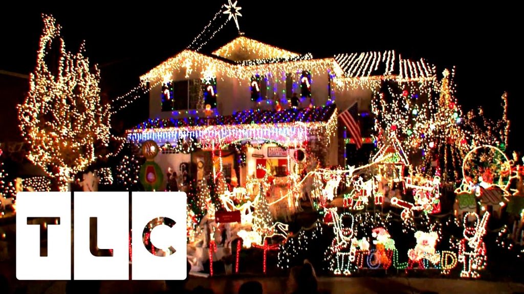 Three-Time Christmas Light Champion | Invasion Of The Christmas Lights