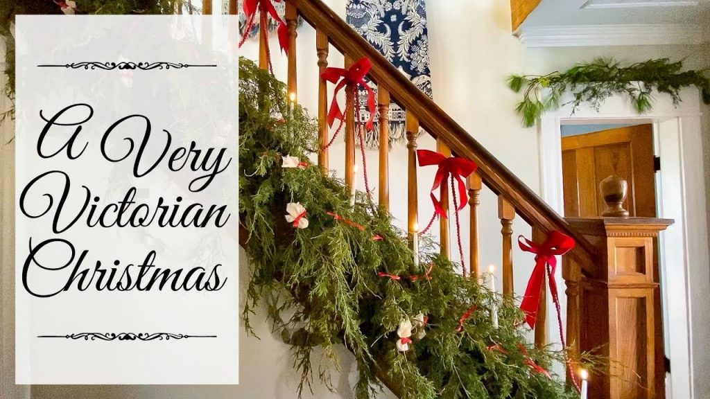 Victorian Christmas Decorations | 1901 Christmas Decorating